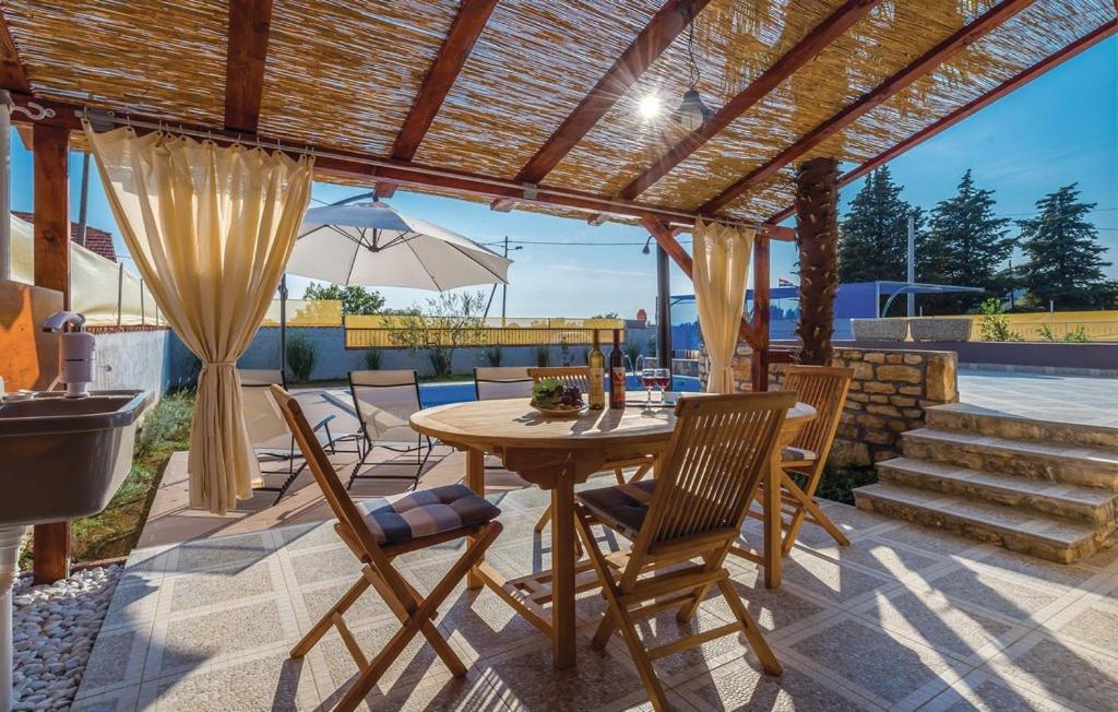 Holiday Home Sunce Dalmacije Mratovo Exterior foto
